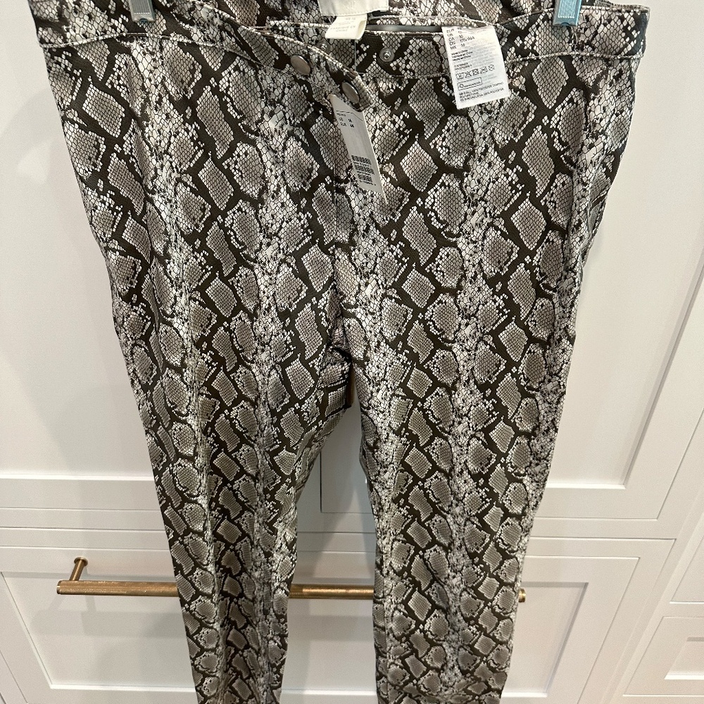 H&M Gray Python Print Pants - Picture 2 of 5